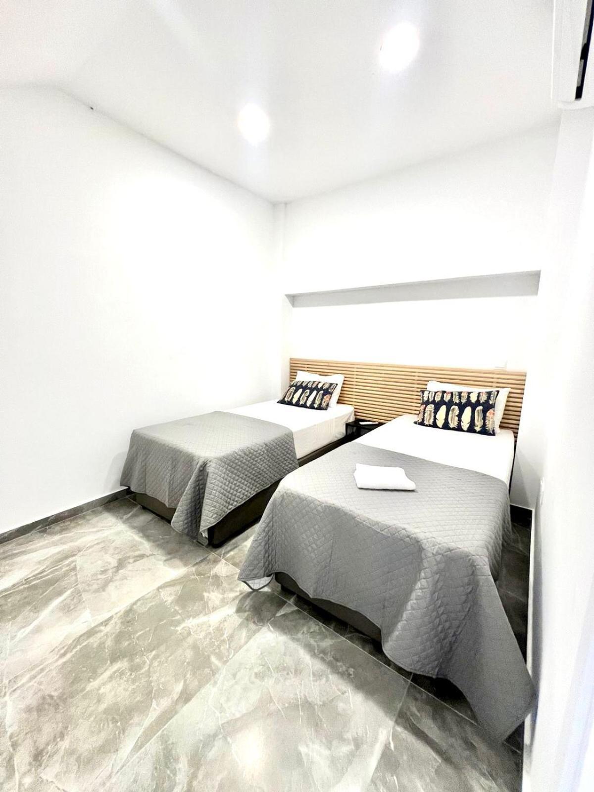 Napa Entry Apts Apartment