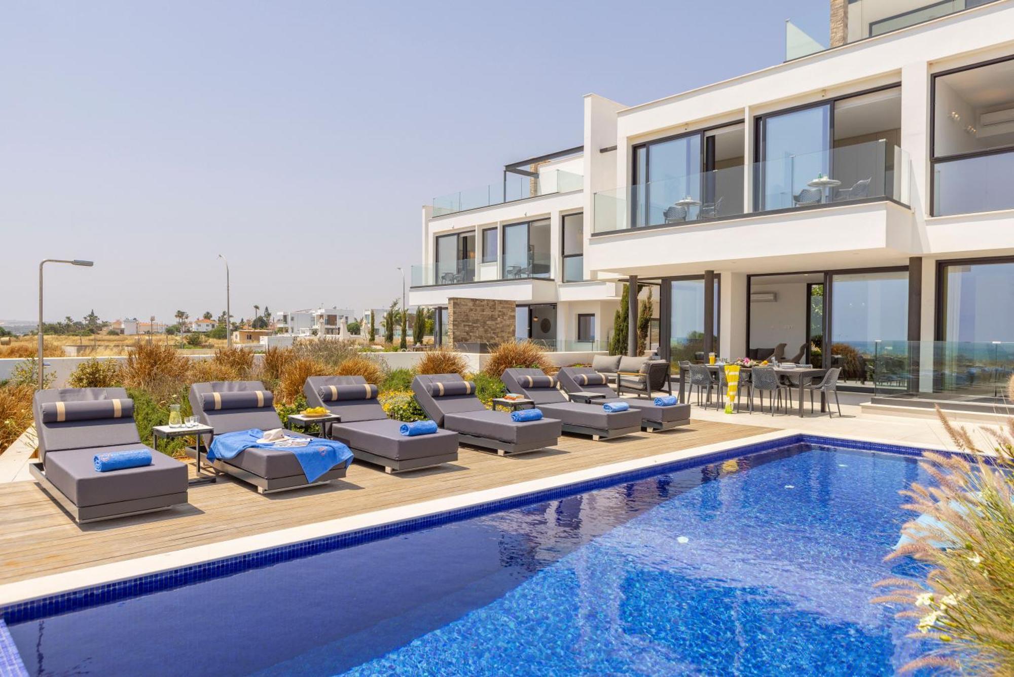 Pliades * Agia Napa