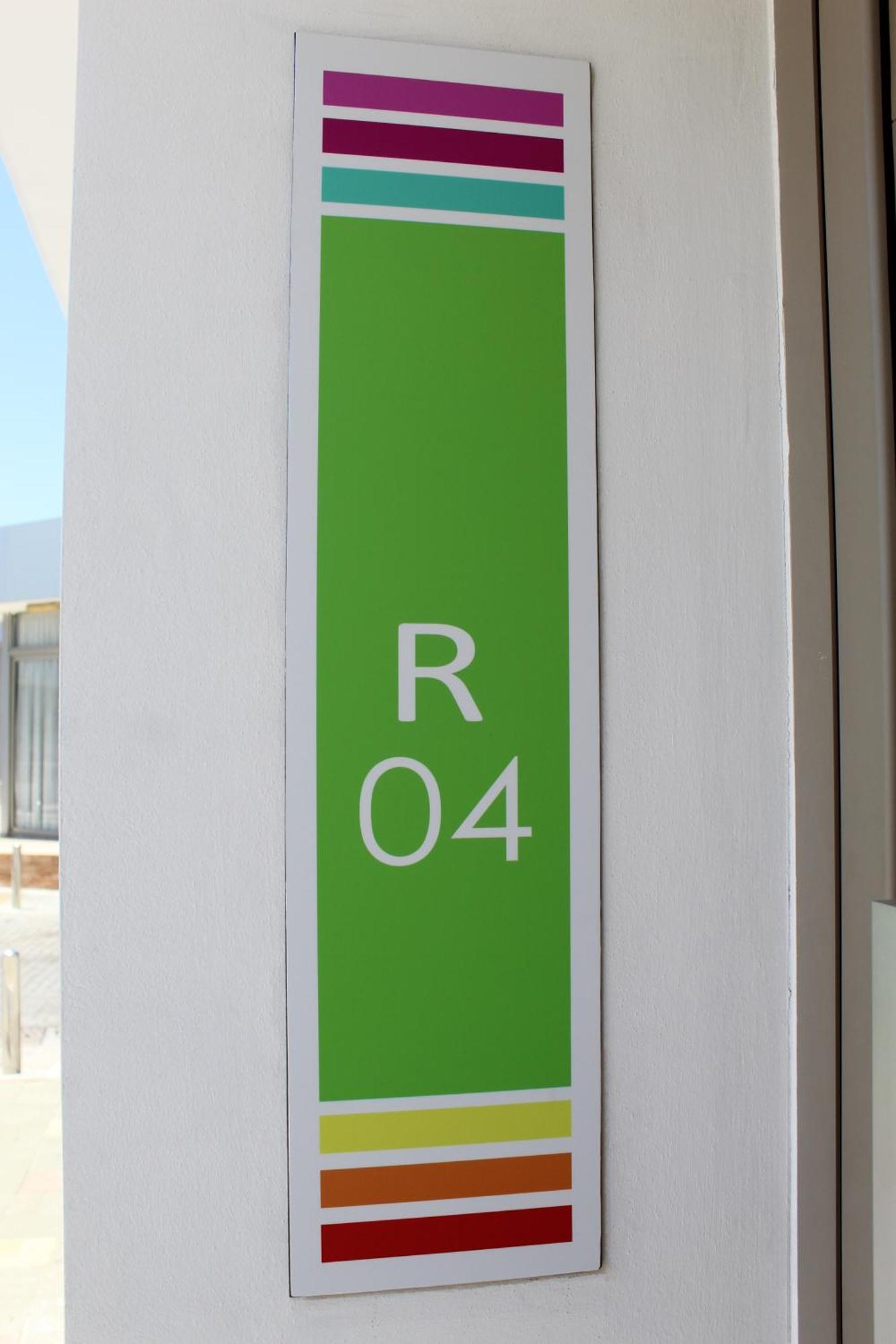 Rainbow Apartment *