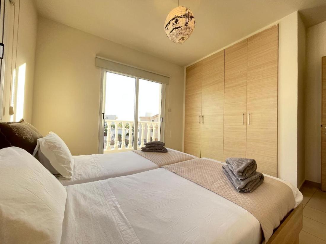 Rugiada With Pool And Sea View Located On The Front Of Nissi Beach Villa