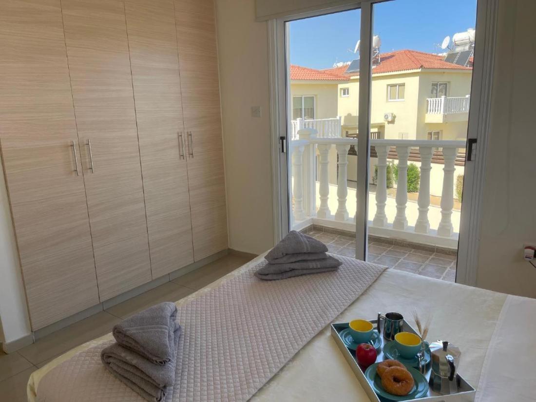 Rugiada With Pool And Sea View Located On The Front Of Nissi Beach Villa Ayia Napa