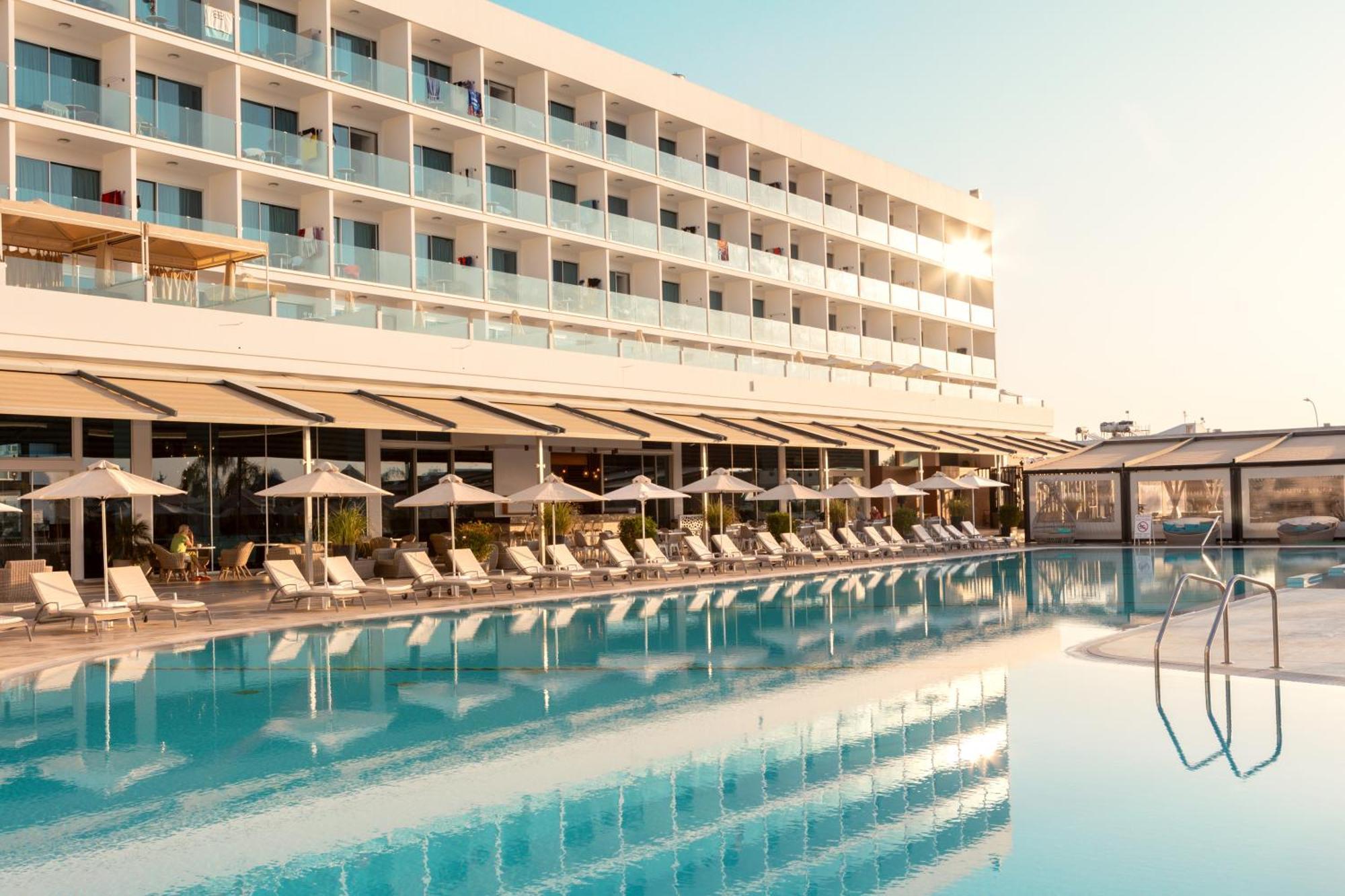 Amethyst Napa & 4* Agia Napa
