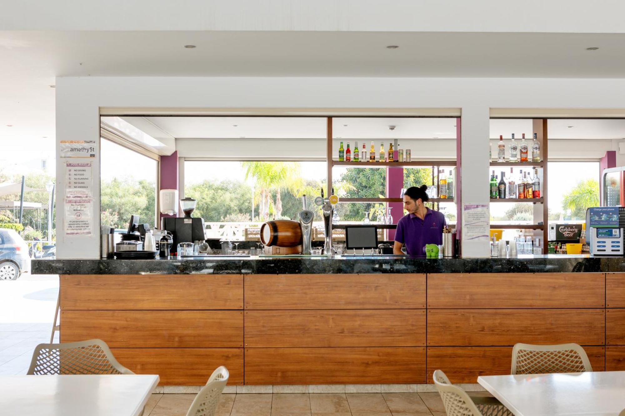 Hotel Amethyst Napa & 4*