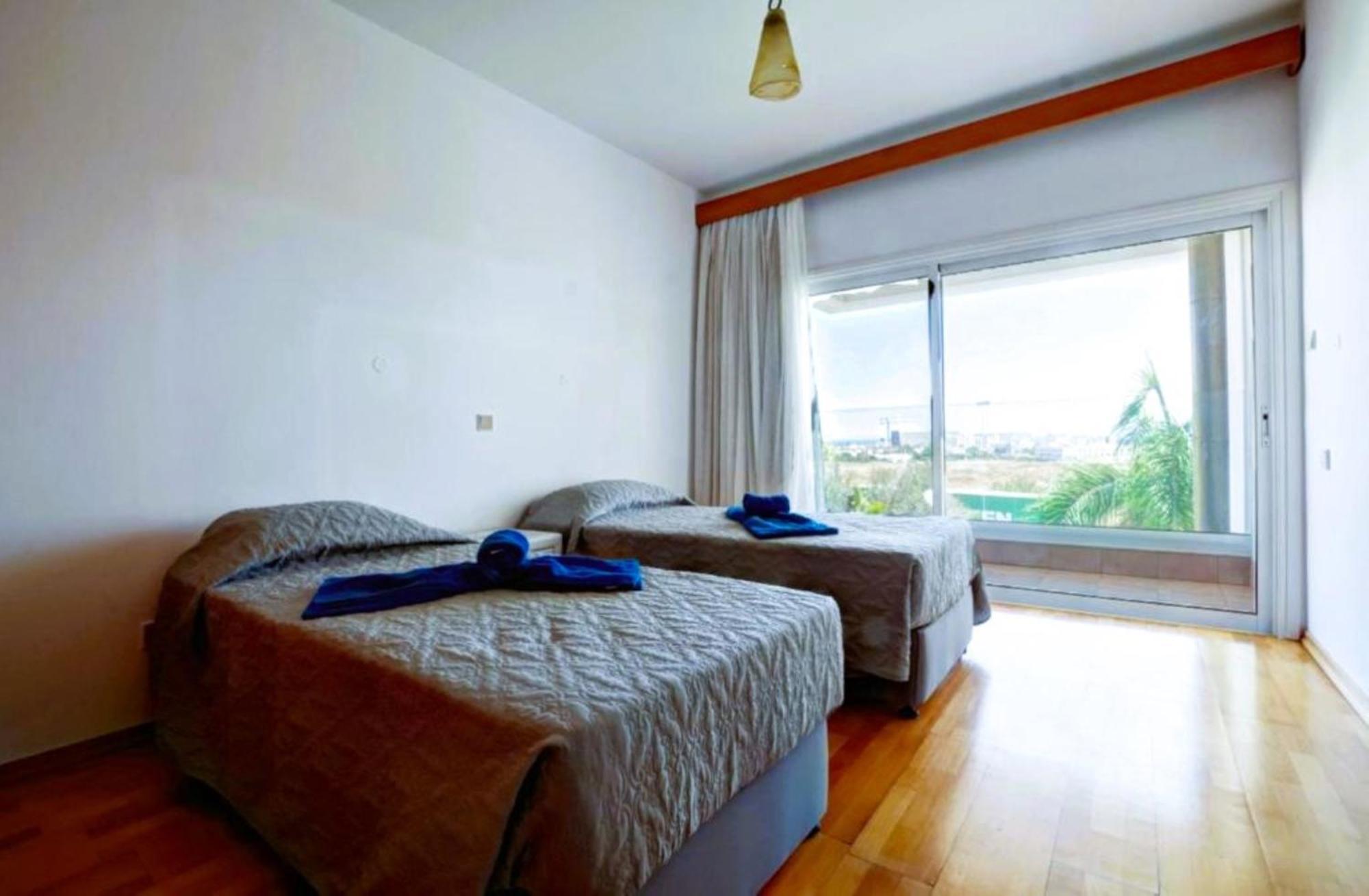 Nissi Diamond Mansion Holiday home