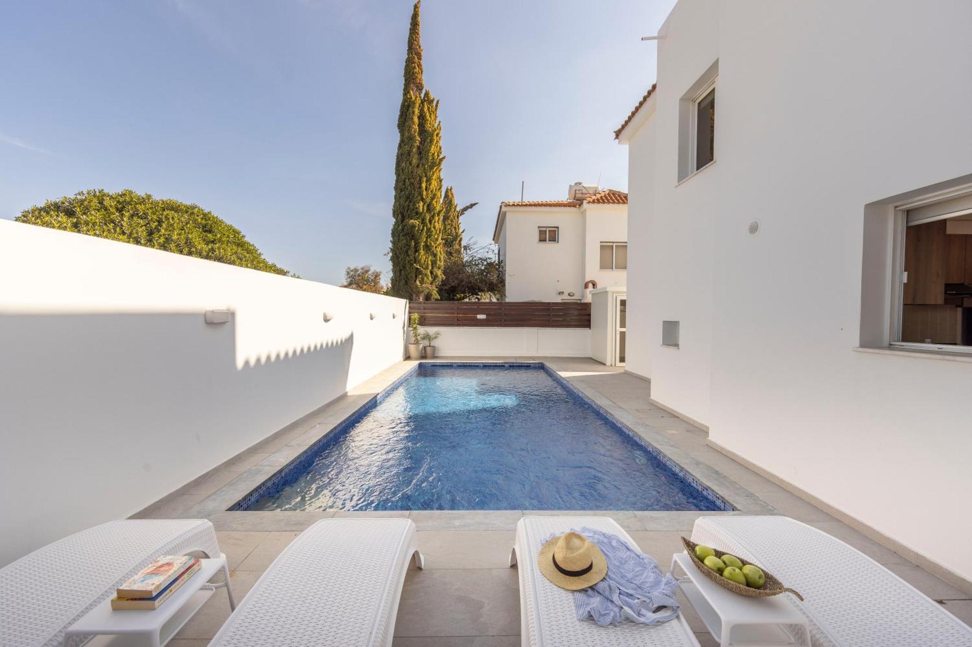 Antonieta Villa Ayia Napa