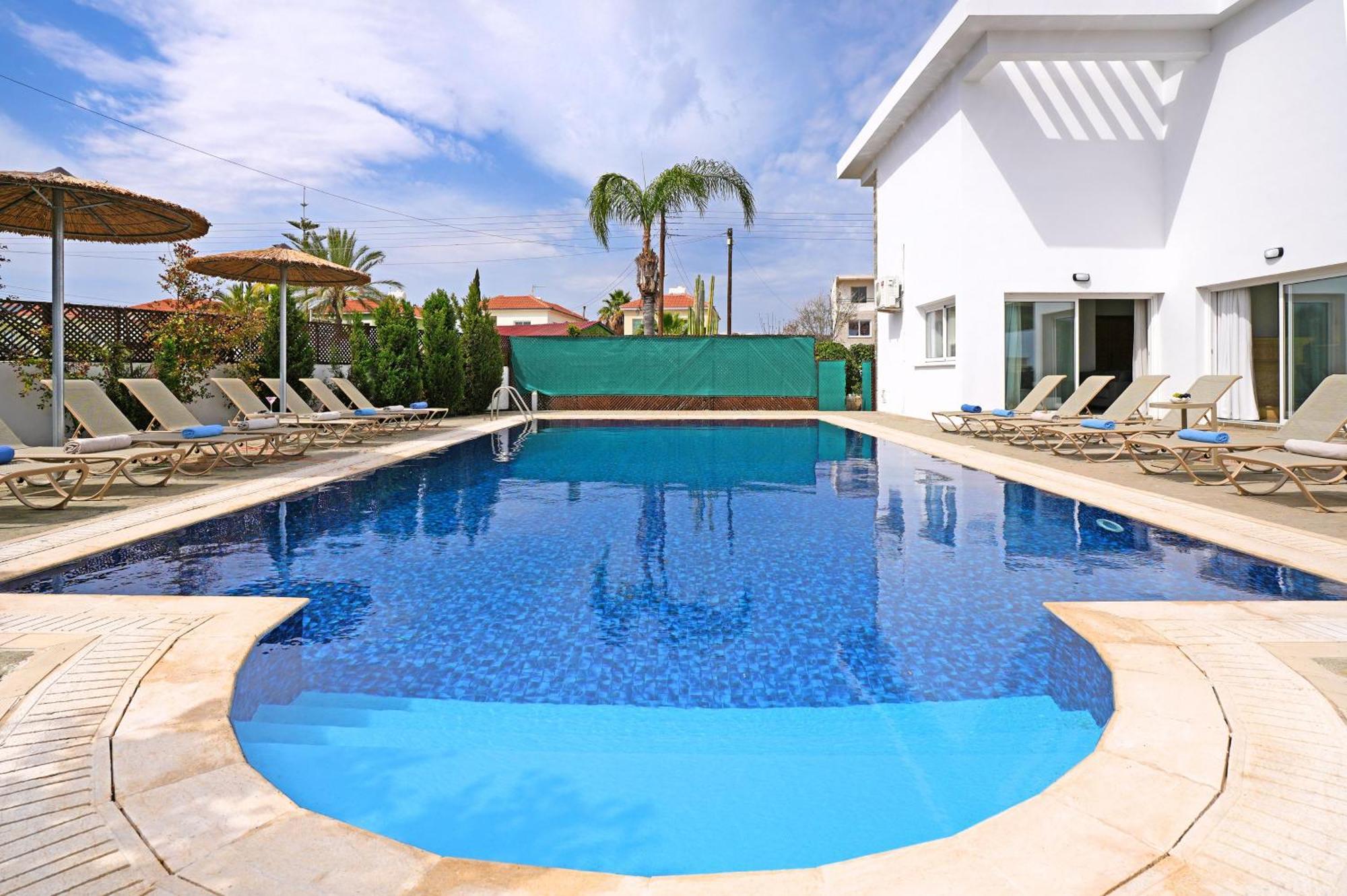 Holiday home Nissi Diamond Mansion *