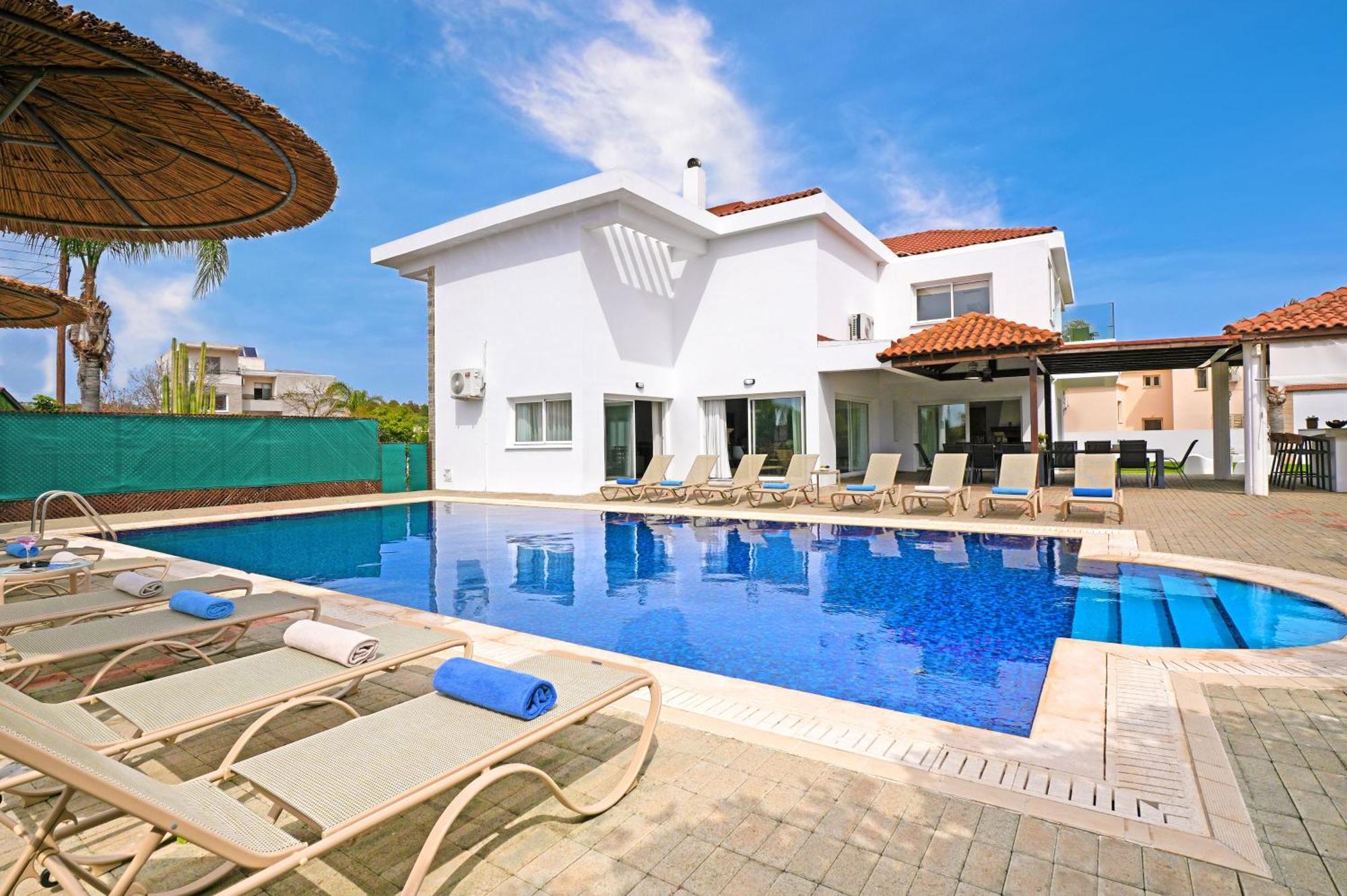 Holiday home Nissi Diamond Mansion