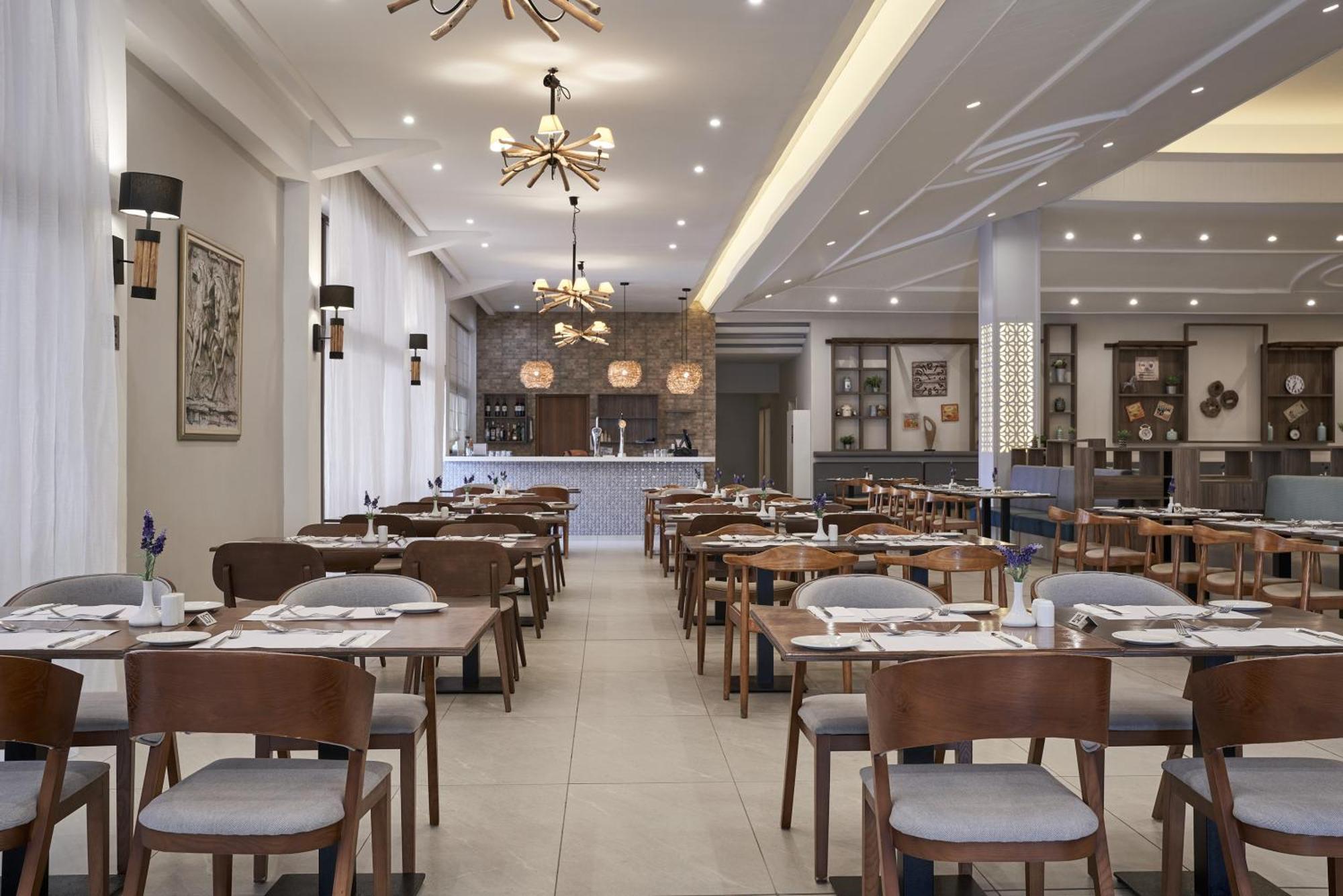 Atlantica Aeneas 5* Agia Napa