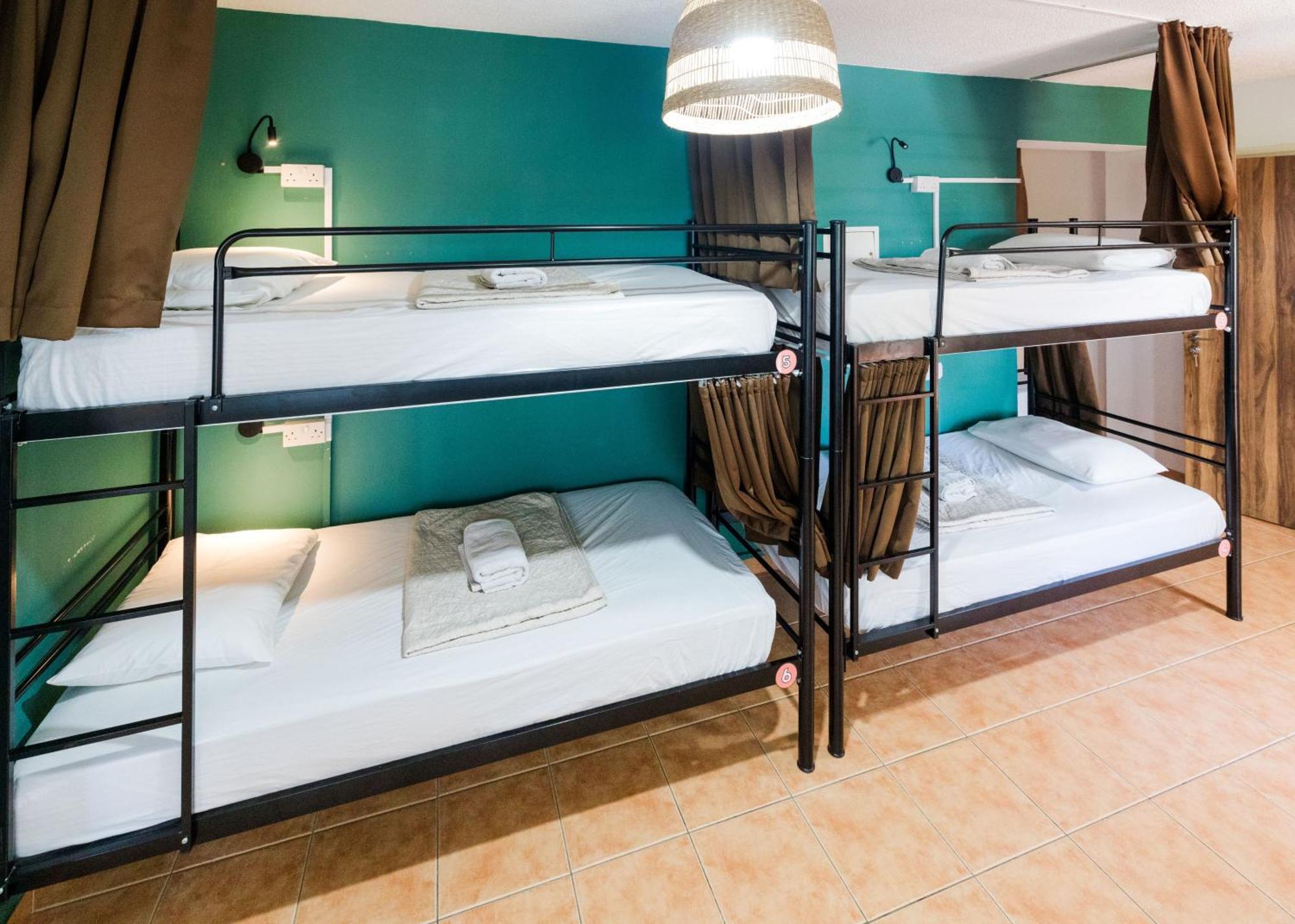 Hostel Nissus Urban