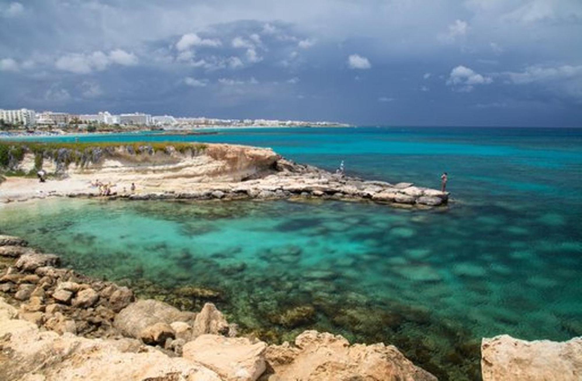 Misia Enas - Modern 2 Bedroom With Sea Views - Close To Square Apartamento