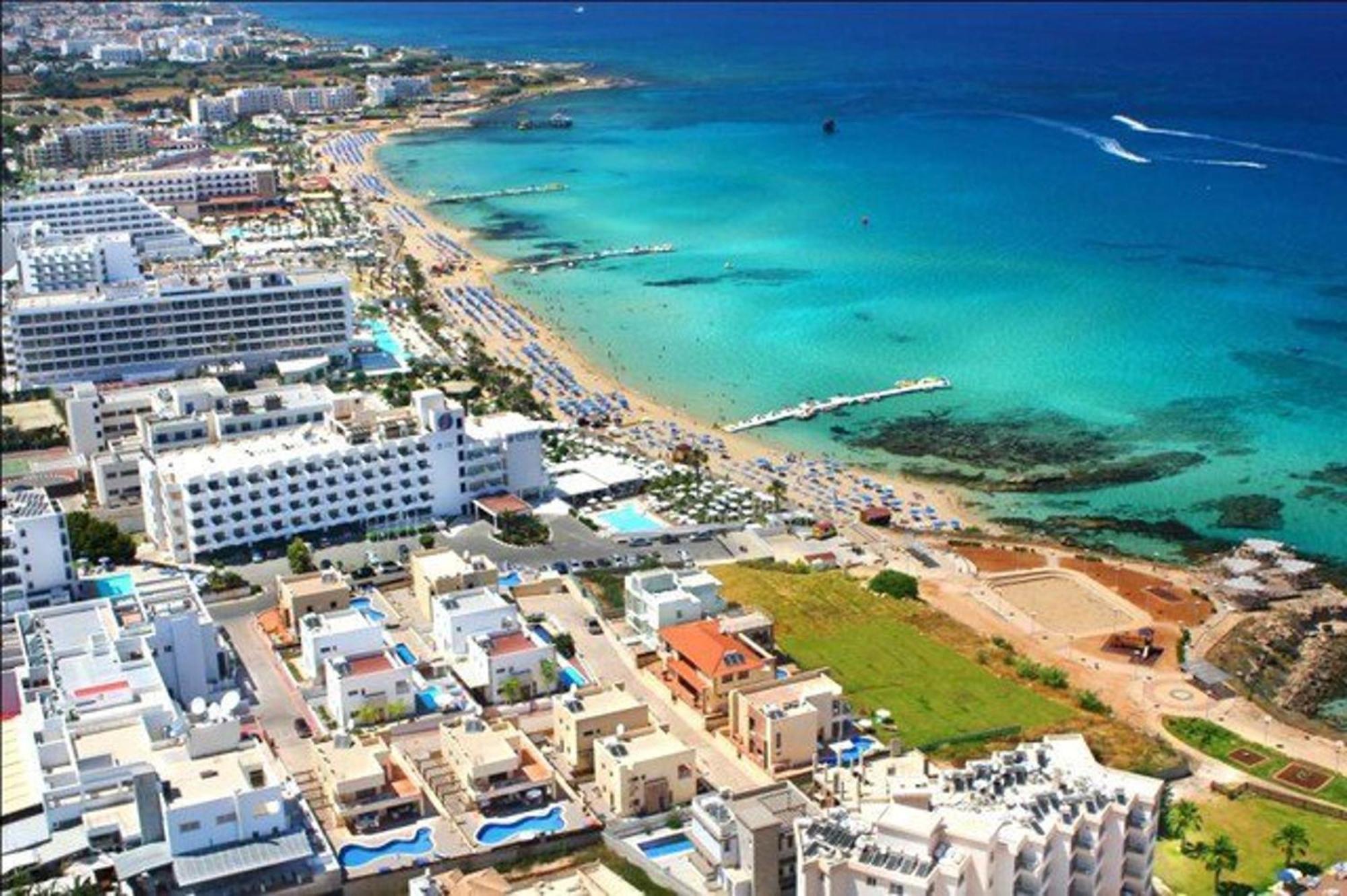 Misia Enas - Modern 2 Bedroom With Sea Views - Close To Square Apartamento