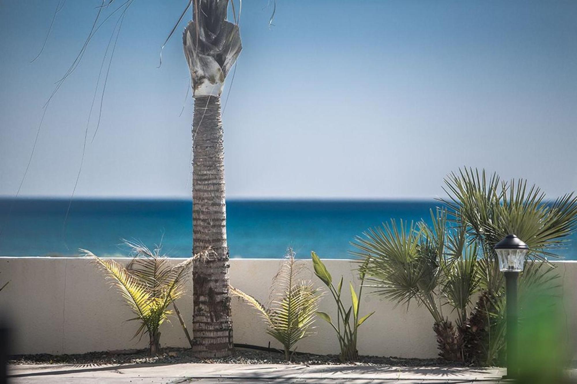 Adaman - Stunning 3 Bedroom Seafront With Pool - Close To The * Agia Napa