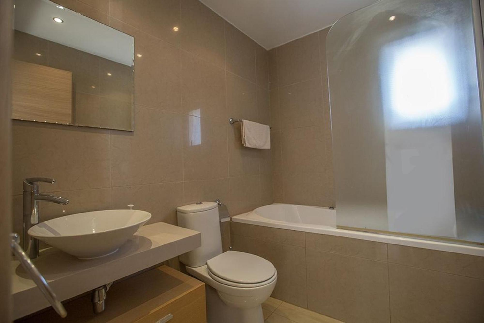Adaman - Stunning 3 Bedroom Seafront With Pool - Close To The Pousada