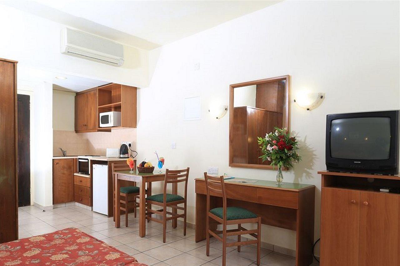 Aparthotel Panas Village 4*