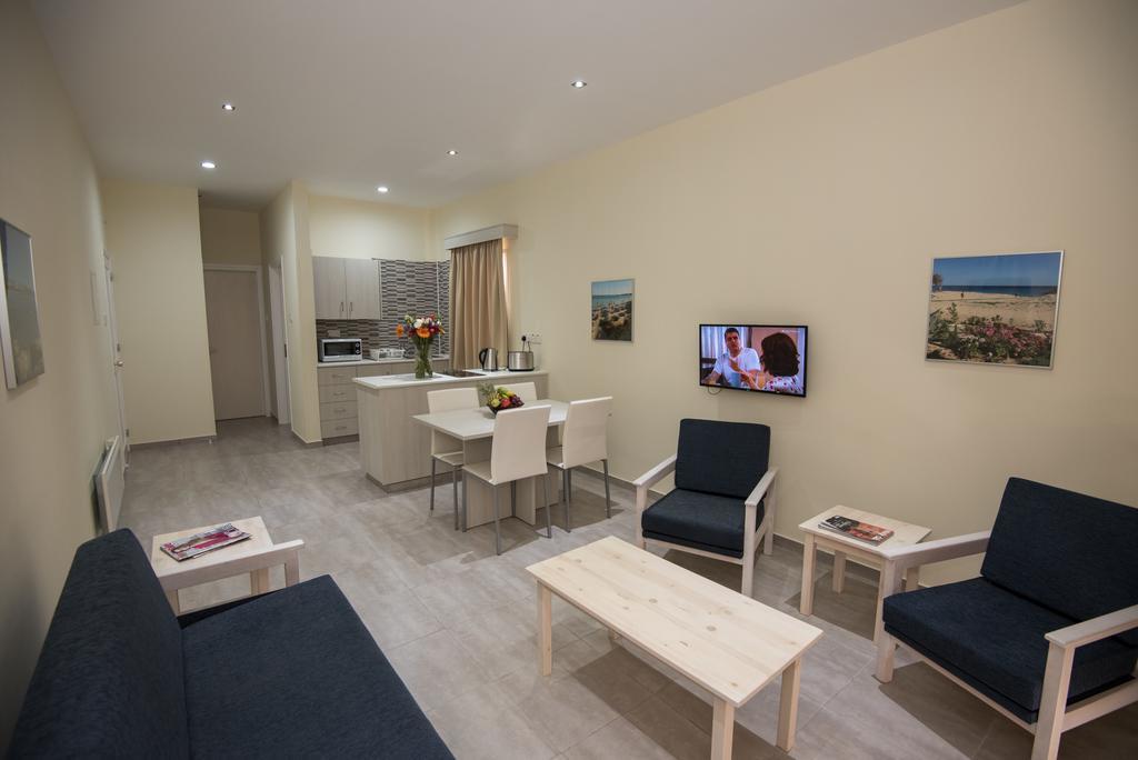 Aparthotel Eligonia 3*