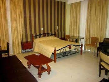 Soho 3*
