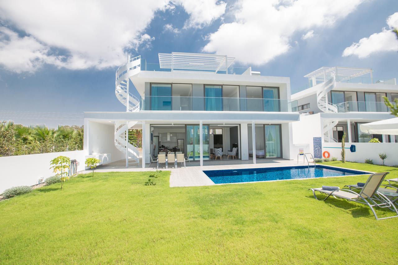 Nissi Pearl Villas *