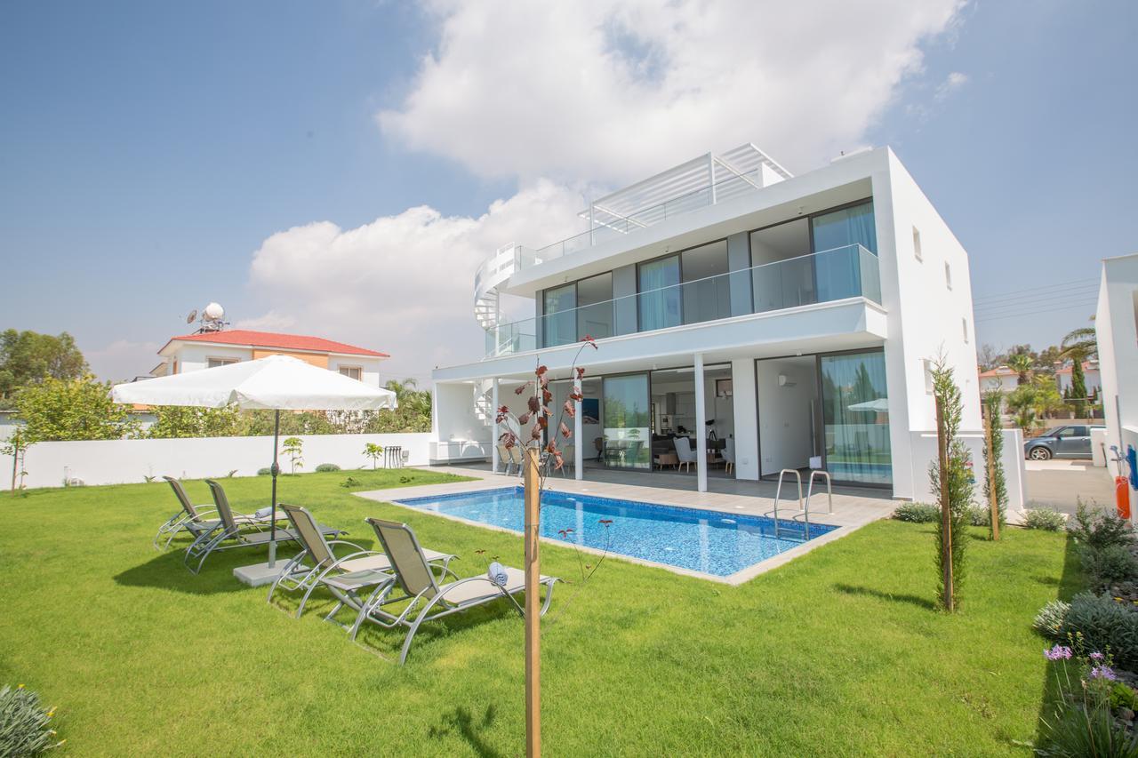 Villa Nissi Pearl Villas *