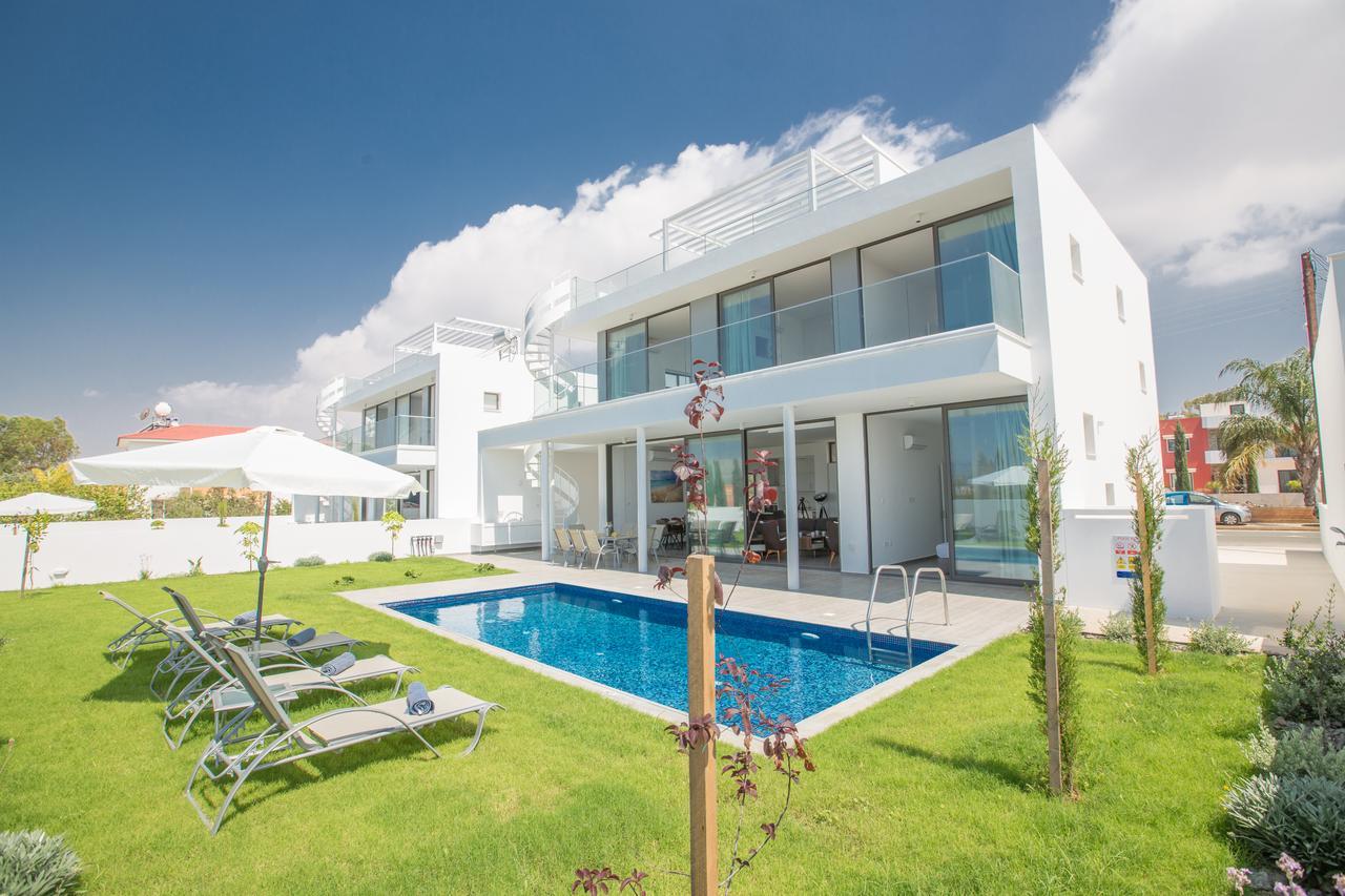 Villa Nissi Pearl Villas *