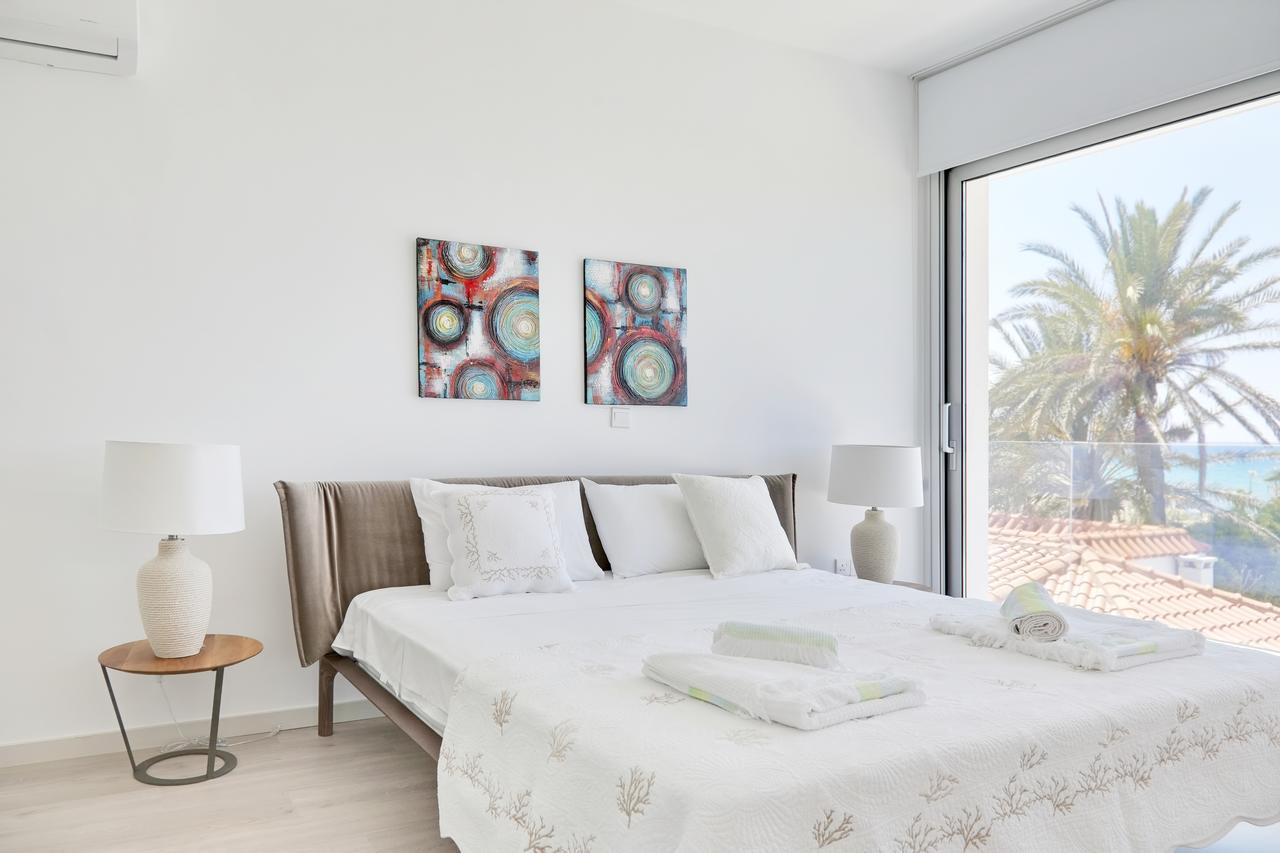 Royal 4 Bedroom Seafront