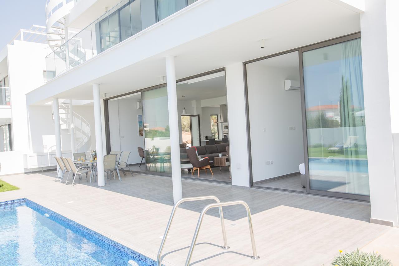 Villa Nissi Pearl Villas *