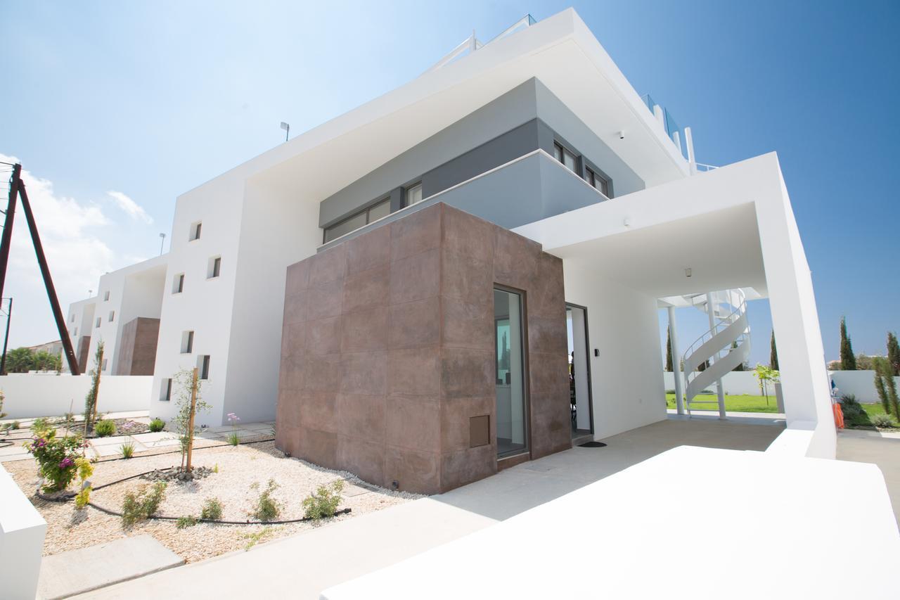 Villa Nissi Pearl Villas *