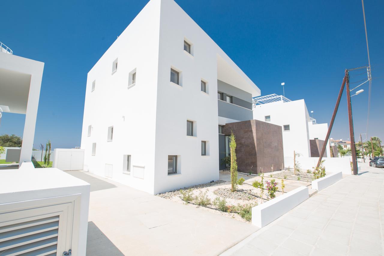 Nissi Pearl Villas