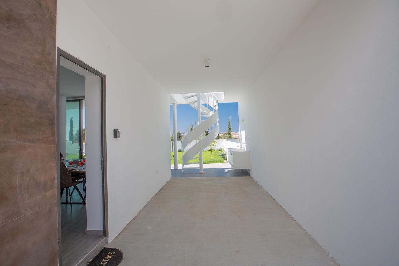 Nissi Pearl Villas