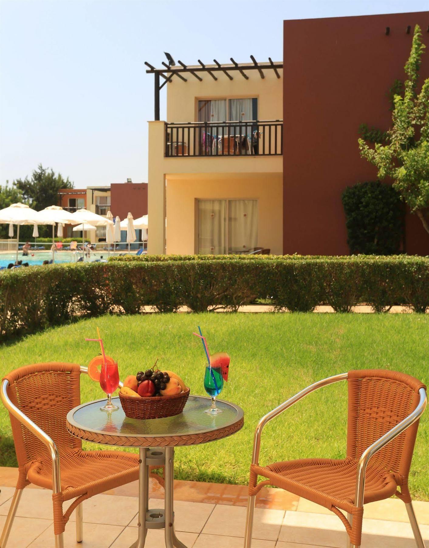 Panas Village Aparthotel Agia Napa
