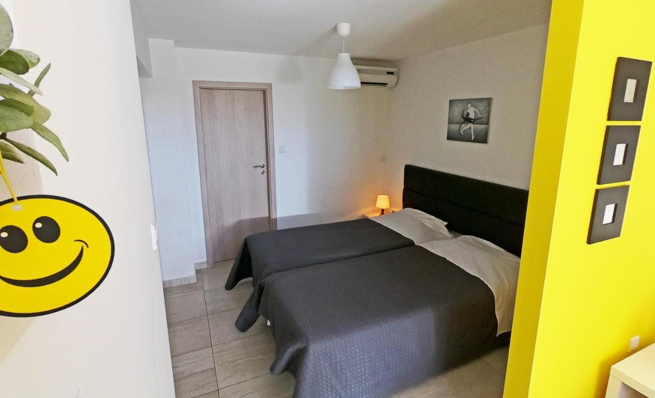 Rainbow Apartment Ayia Napa