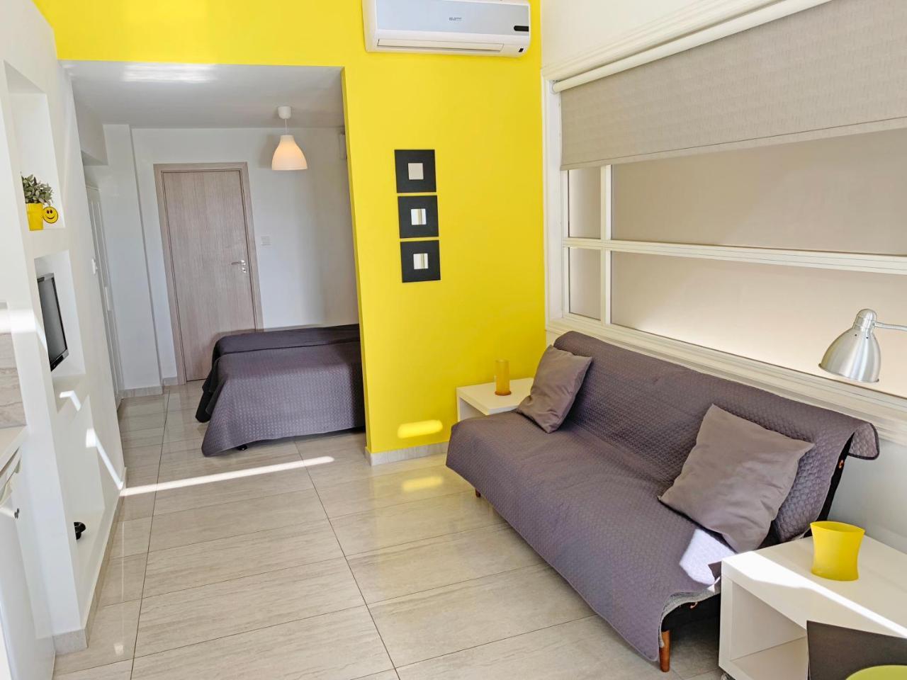 Rainbow Apartment *