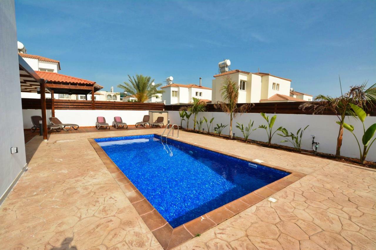 Nissi Palms Villa *