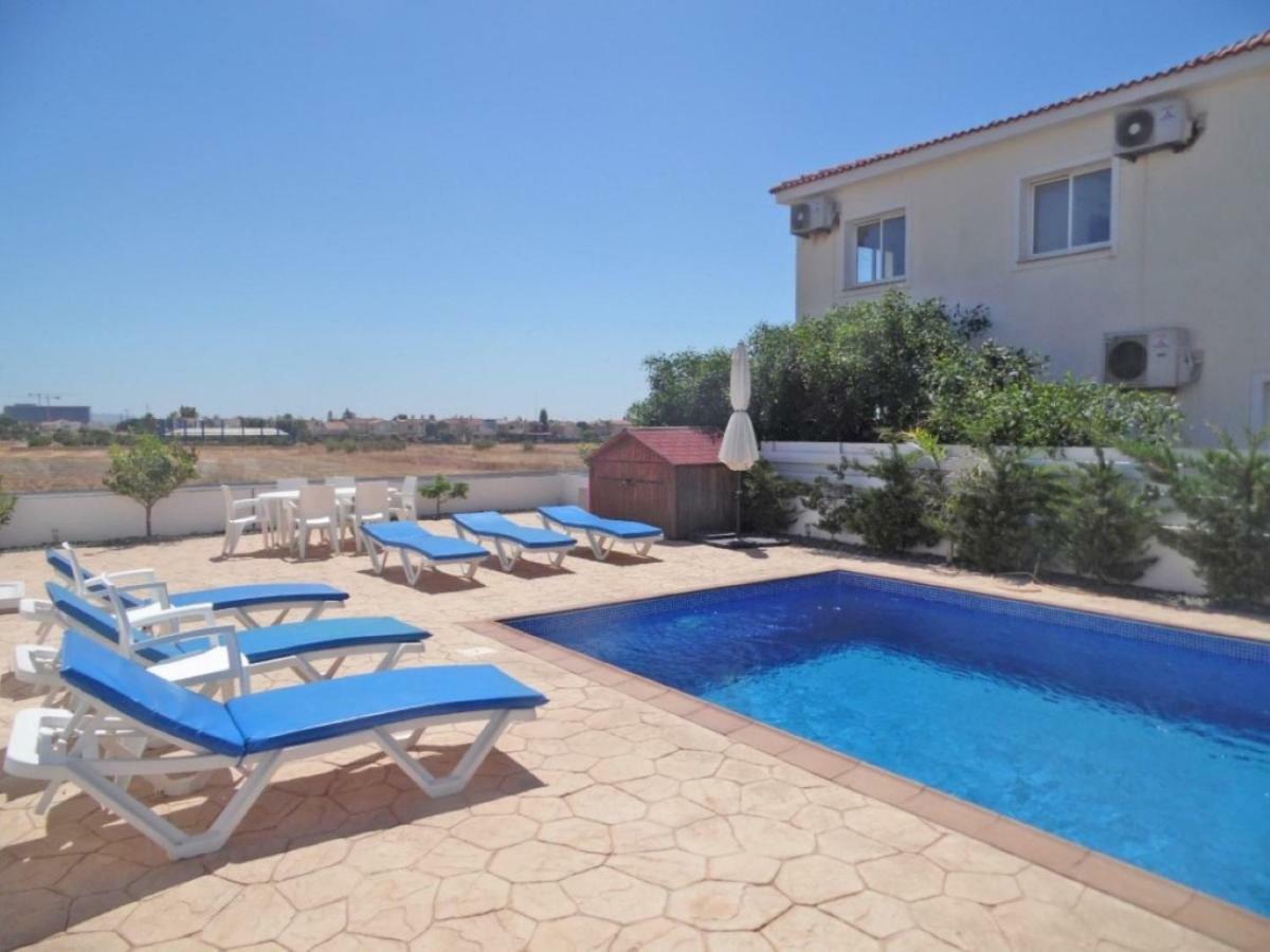 Villa Harsha *