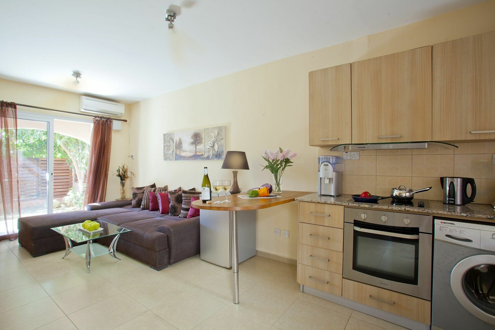 Olimpus Apartment *