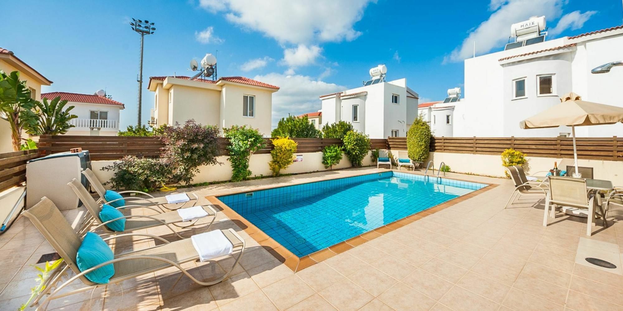 003 Villa