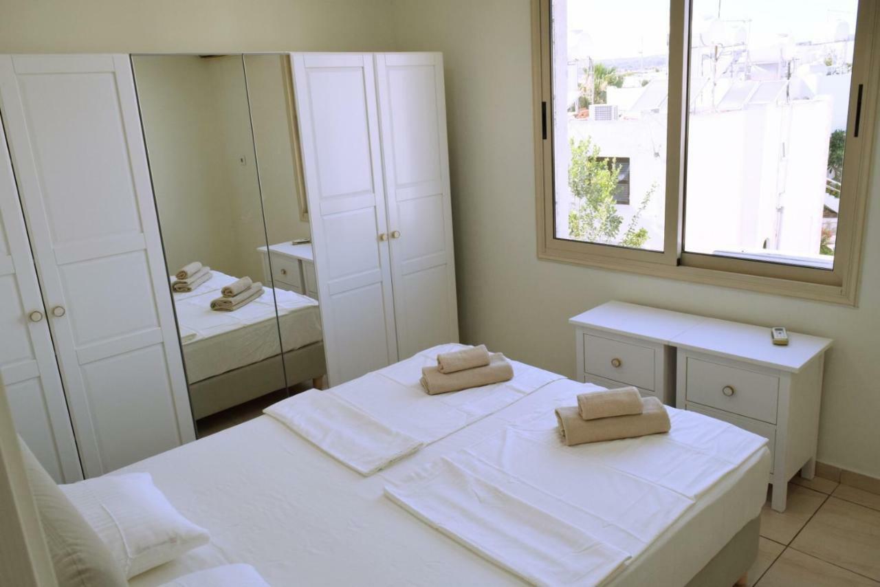 Apartment Freminore Apts. *