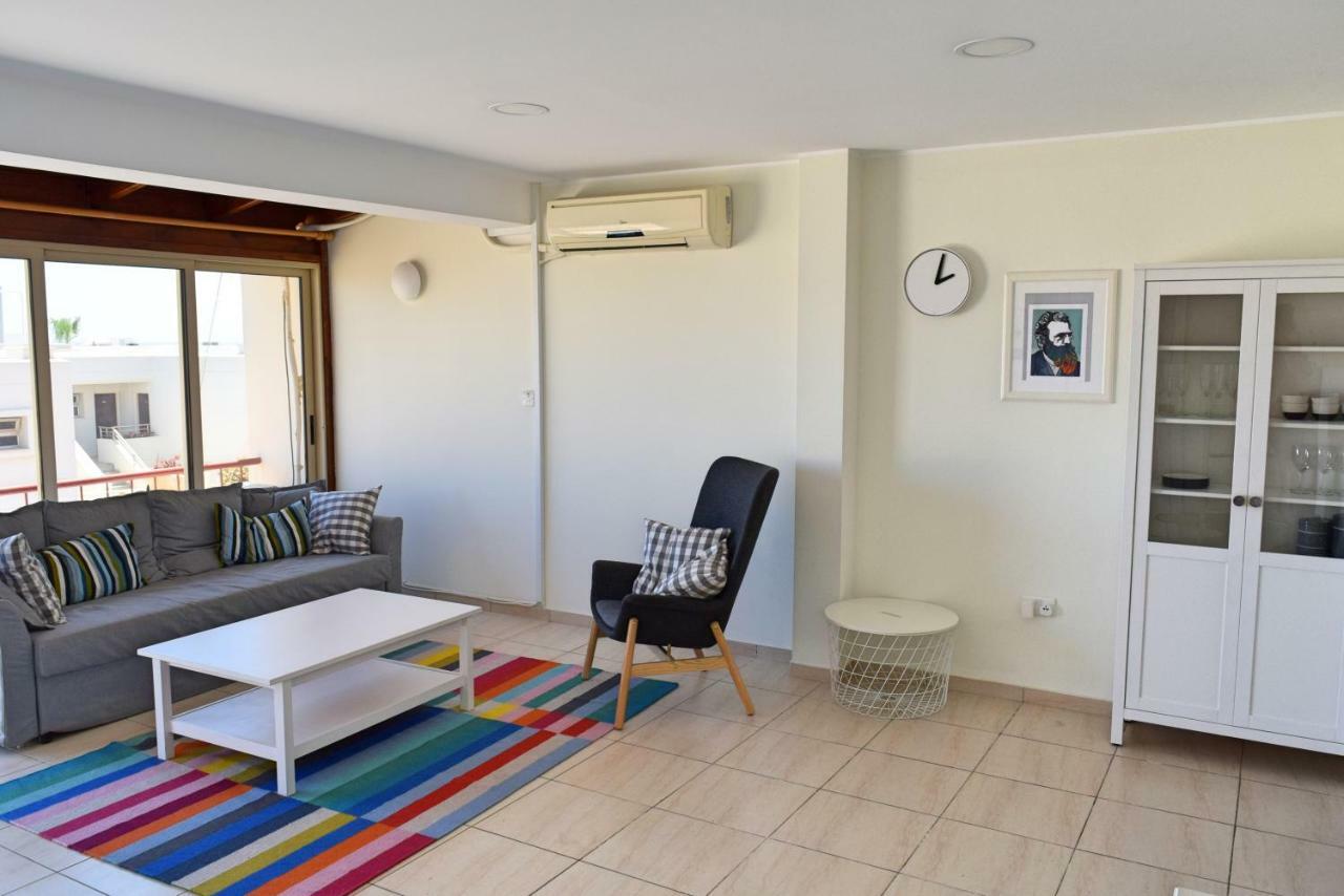 Freminore Apts. Apartment