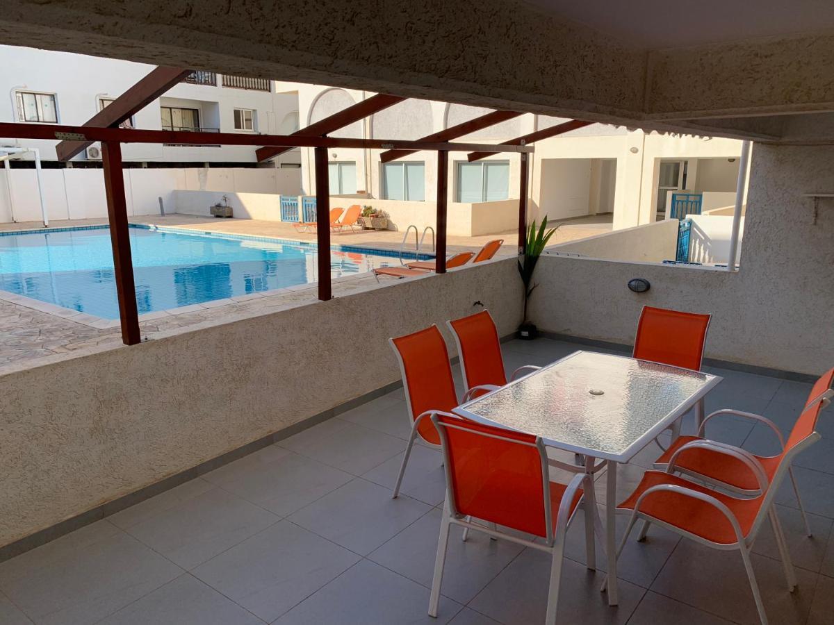 Napa Blue Apartment, Xxl Pool,in Hearth Of Apartment Agia Napa